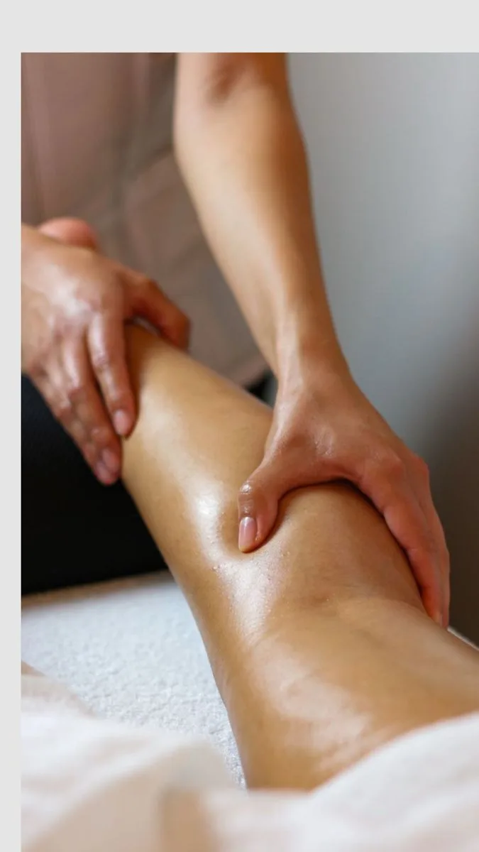 Masaje piernas cansadas